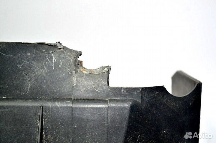Верхний пыльник радиатора mercedes-benz Actros MP4