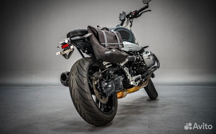 BMW R nine T pure