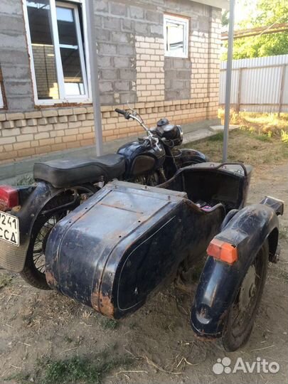 Продаю мотоцикл с коляской