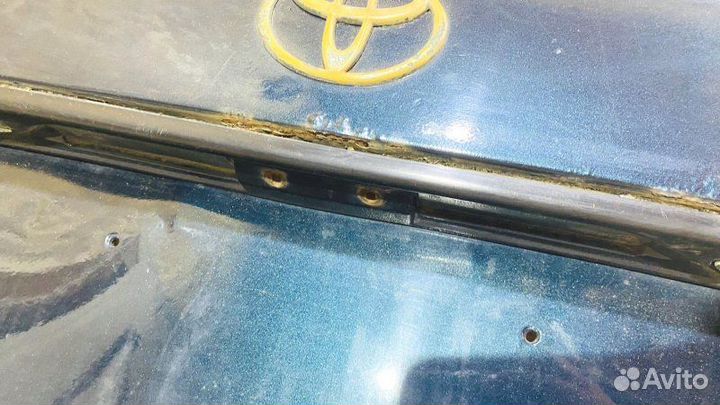 Крышка багажника Toyota Carina E седан 4AFE 1.6