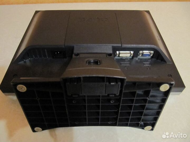 Монитор benq FP73G. LC Жидкокристальный 17 дюймов