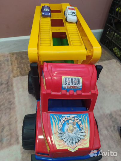 Игрушка грузовик