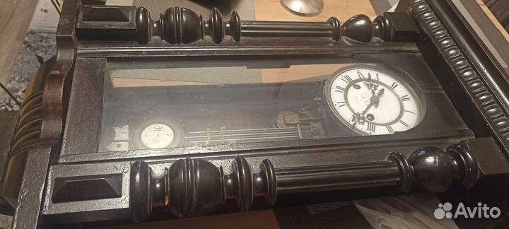 Часы старинные на ходу настенные