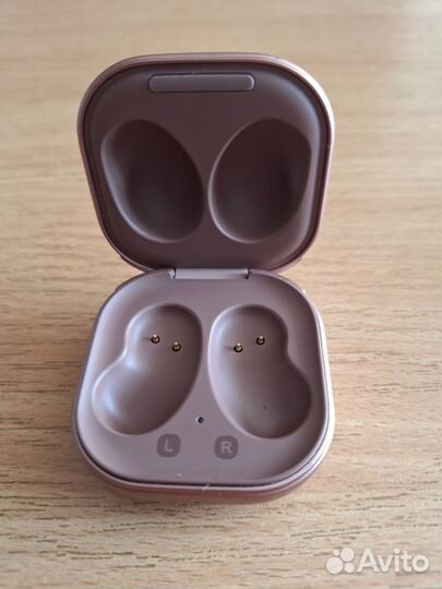 Samsung galaxy buds pro кейс