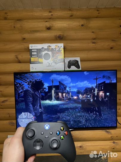 Xbox series S 2 геймпада
