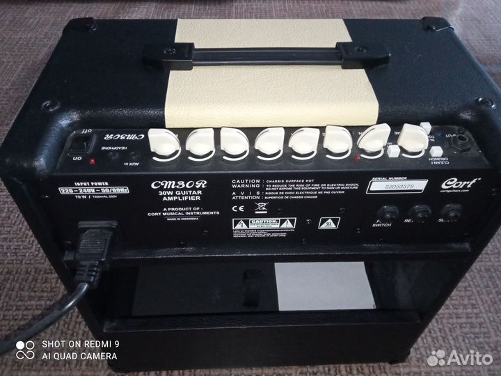 Продам комбик, электрогитару