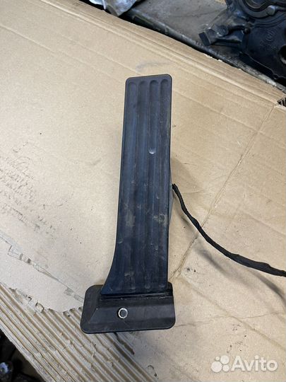Педаль газа BMW 35426789998