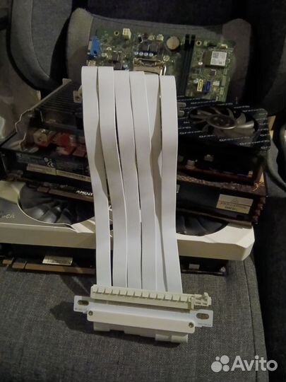 Райзер для видеокарт pcie 3.0 180 белый