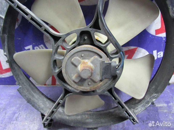 Вентилятор охлаждения радиатора Honda Life III (1