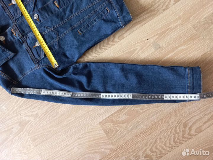 Джинсовая куртка mango