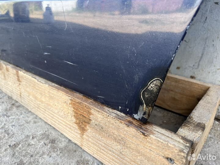 Дверь задняя левая Mercedes W210