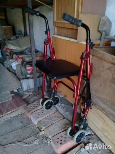 Ходунки для инвалидов