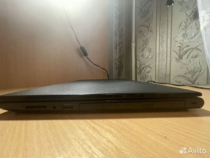 Ноутбук dell vostro 15 3000