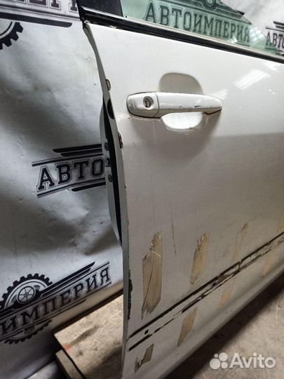 Дверь Toyota Sienna / Тойота Сиенна 2 (2004-2009)