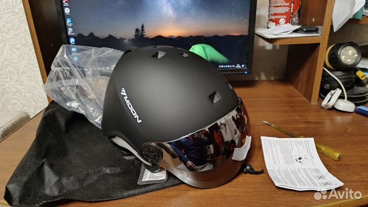 Шлем горнолыжный