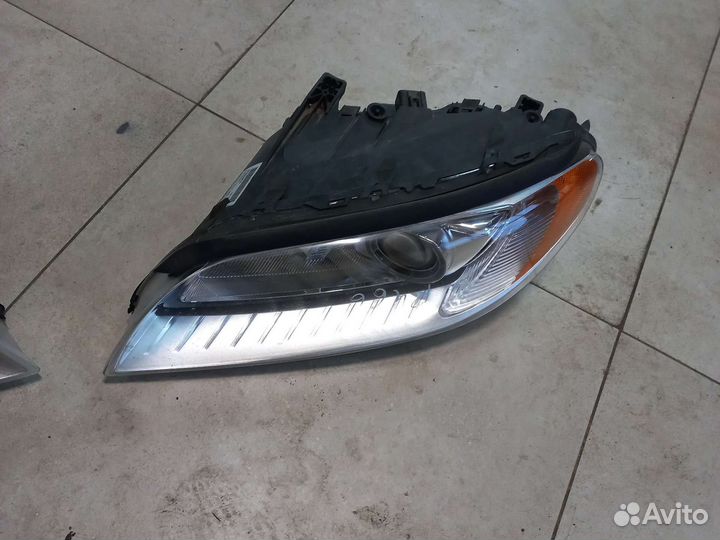 Фары адаптив ксенон Volvo XC70,S80