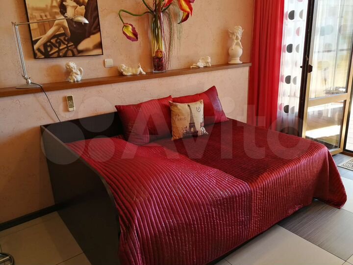 Квартира-студия, 65 м², 3/3 эт.