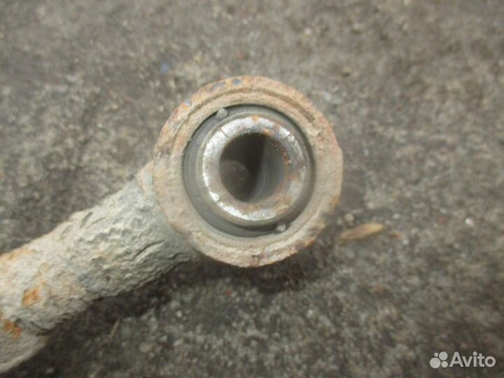 Тяга подвески задняя поперечная