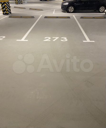 Машиноместо, 14 м²