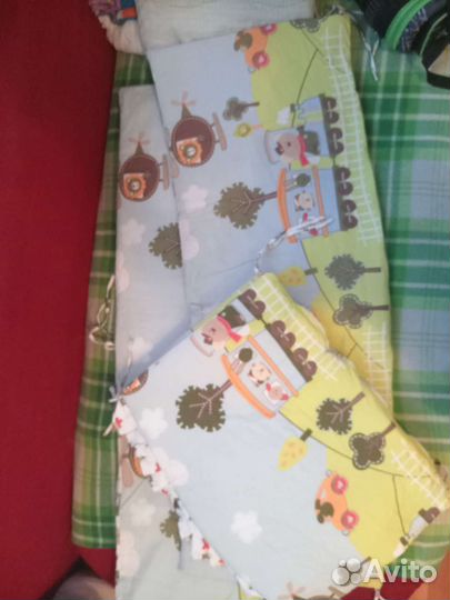 Бортики в кроватку