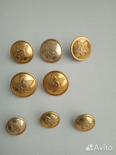 Пуговицы солдатские. Шеврон