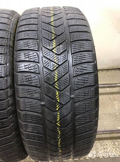 Pirelli Winter Sottozero 3 245/35 R21 98W