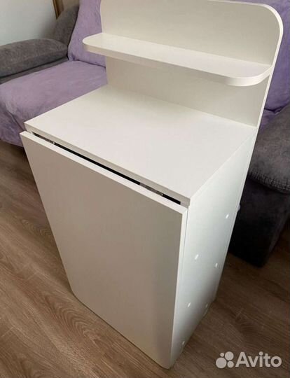 Маникюрный стол складной новый