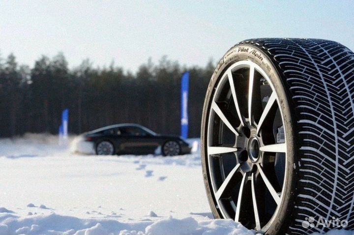 Continental IceContact 3 255/65 R17