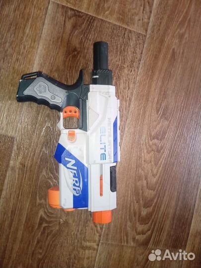 Бластер nerf