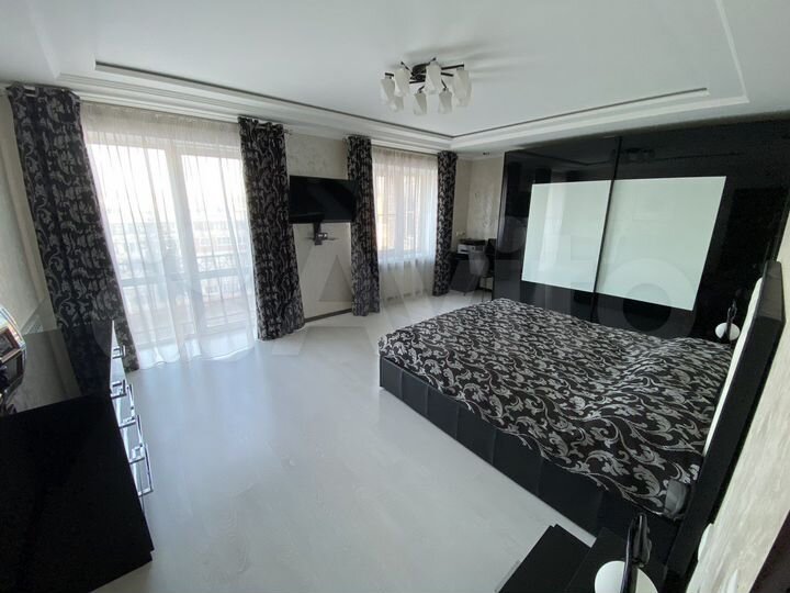 3-к. квартира, 130,9 м², 6/9 эт.