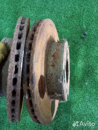 Диски передние б/у Hyundai Accent 2000-2011