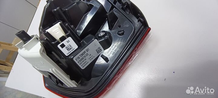 Фонарь задний левый внутренний Mercedes GLA