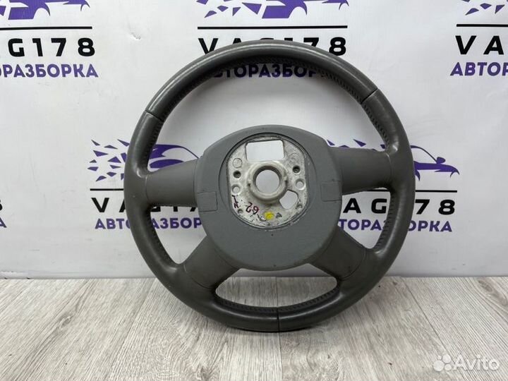 Рулевое колесо Audi A4 B8 caga 2.0 TDI 2009