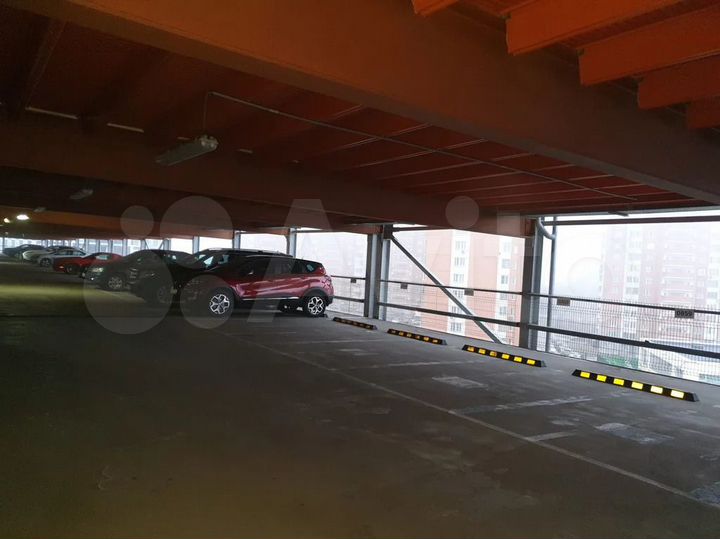 Машиноместо, 13 м²