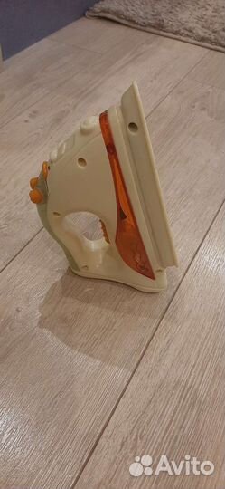 Игрушка утюг