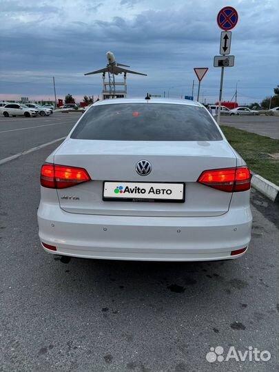 Volkswagen Jetta 1.6 AT, 2015, 235 000 км