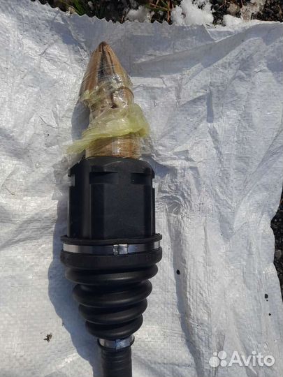 Привод левый Toyota Camry 40,50,55. 3,5