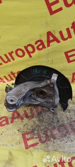 Ступица передняя правая Volkswagen Passat Cc B6