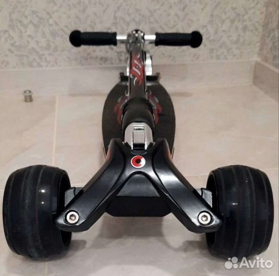 Самокат Micro Kickboard Monster