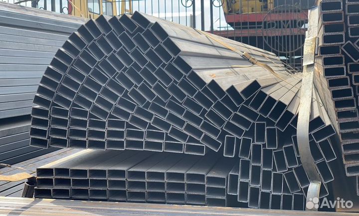 Профильная труба 60х30х3