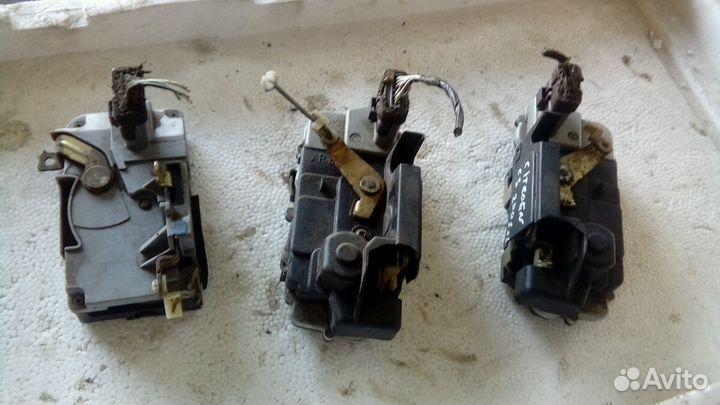 Дверной замок двери на Ситроен С5