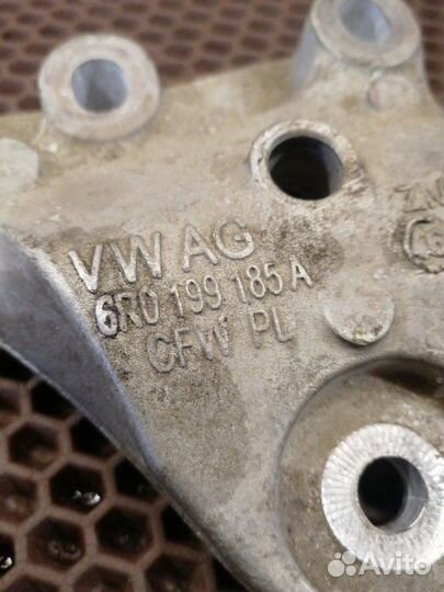 Кронштейн опоры двигателя передний правый