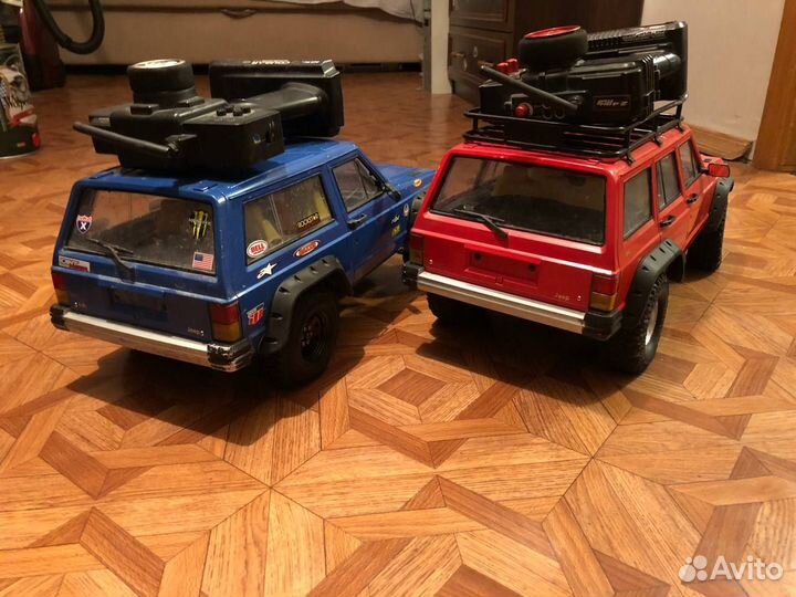 Трофи модели Gmade и Injora