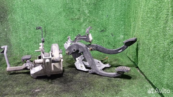 Педальный узел BMW 5 (E39)