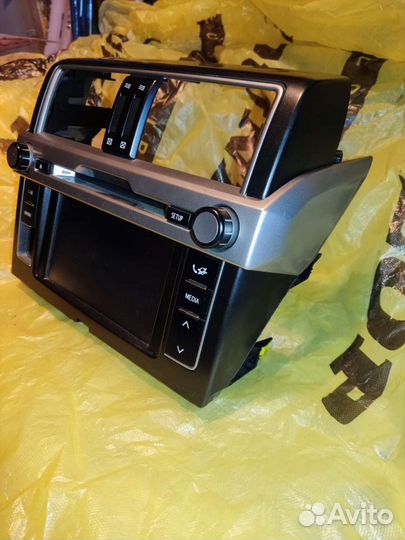 Магнитолла