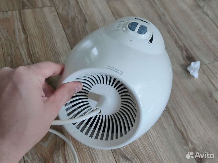 Тепловентилятор Zanussi. Обогреватель
