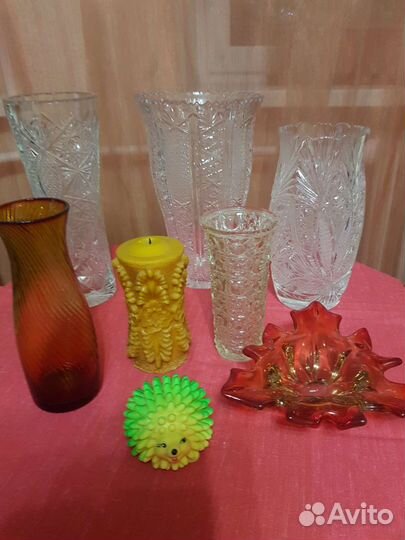 Вазы хрусталь, цветное стекло