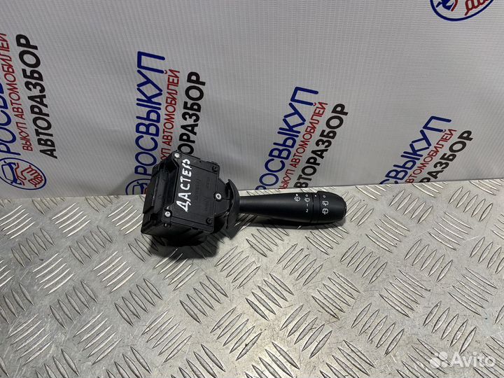 Переключатель стеклоочистителей Renault Duster