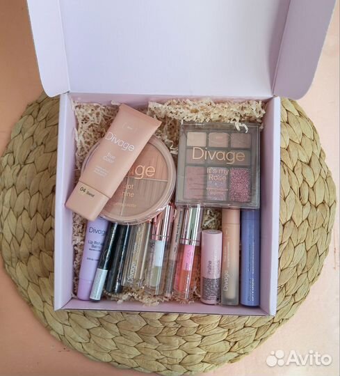 Набор косметики Divage, новый бьюти-бокс