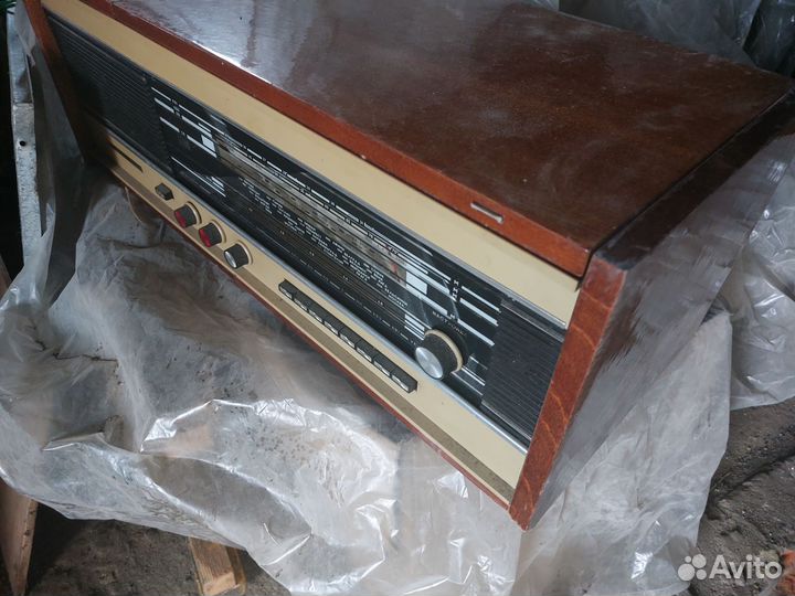 Радиола кантата 204